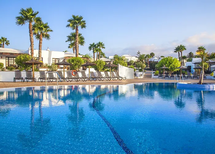 Jardines Del Sol Aparthotel Playa Blanca 