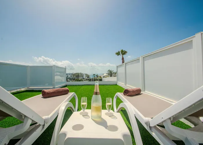 Apartamentos Livvo Coloradamar Playa Blanca 